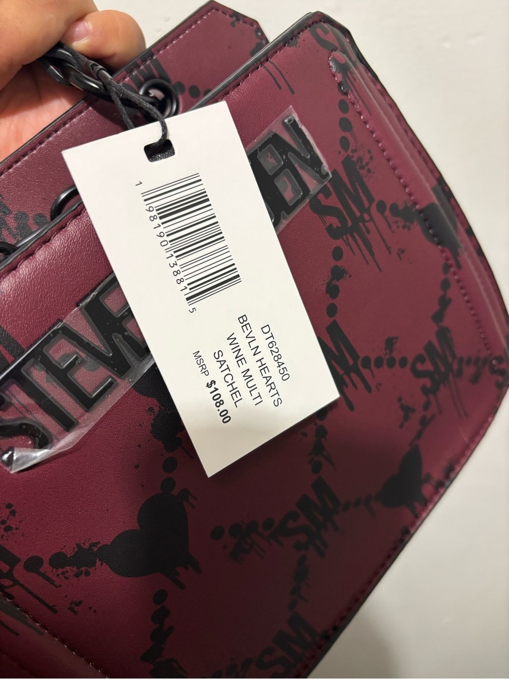 Steve Madden Maroon Red Bleeding Hearts Halloween Crossbody Bag - Picture 4 of 4
